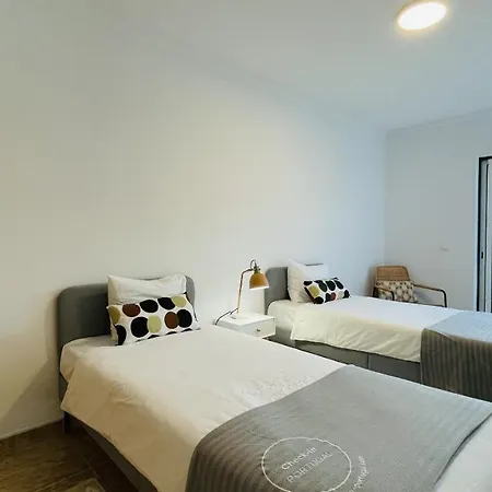 Mosqueira By Check-in Portugal אלבופיירה